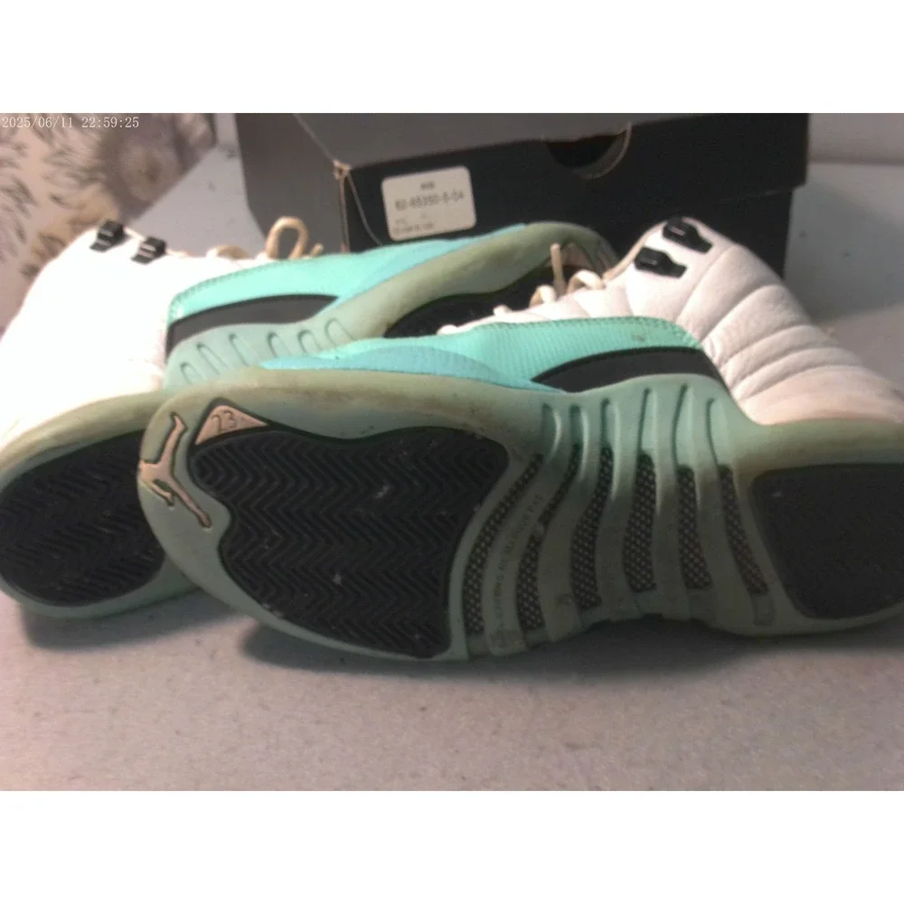 Air Jordan‎ Retro 12 XII GS 